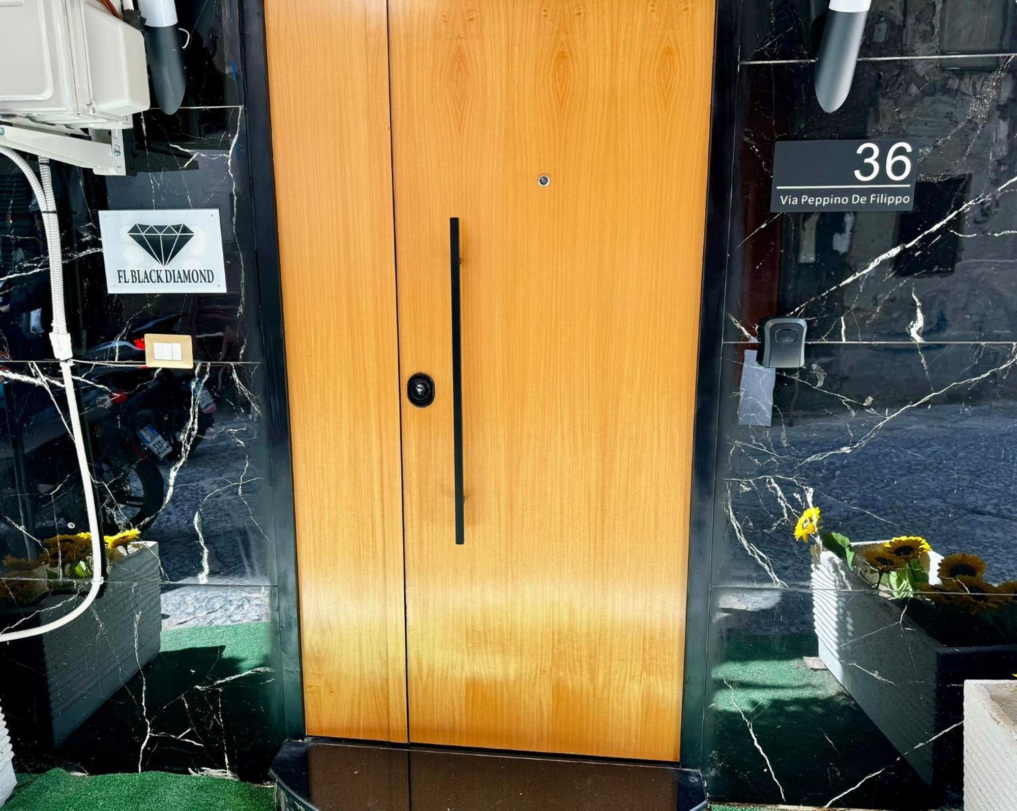 נאפולי Fl Black Diamond מראה חיצוני תמונה